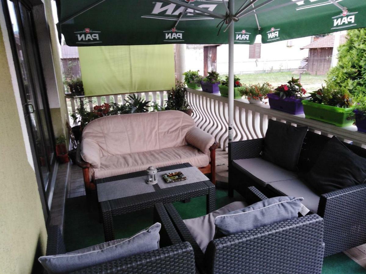 Hotel Sobe Majda Visoko Zewnętrze zdjęcie